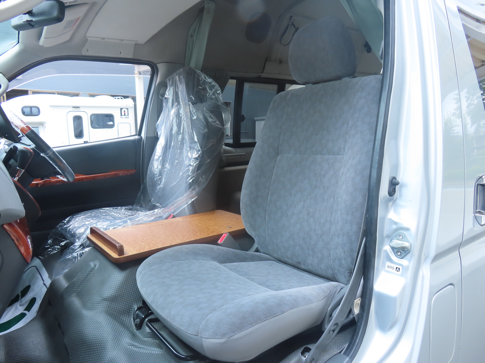 キャンピングカーバンコン