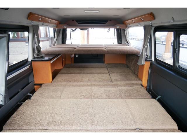 キャンピングカーバンコン