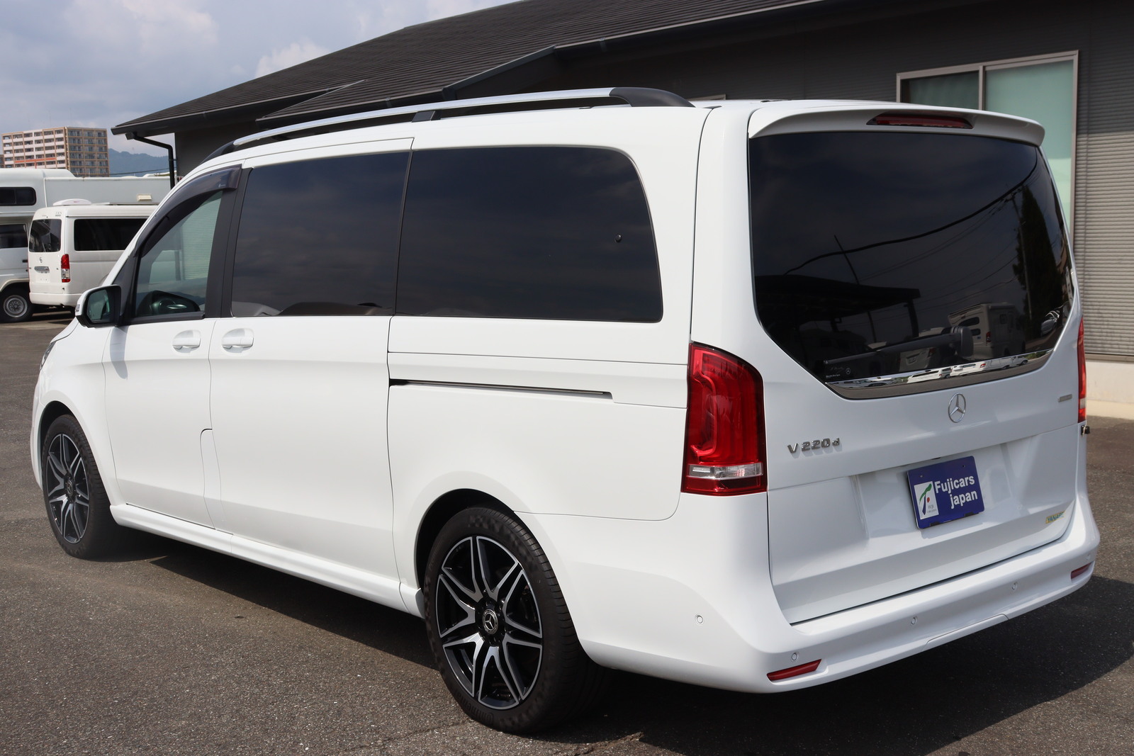 キャンピングカーバンコン