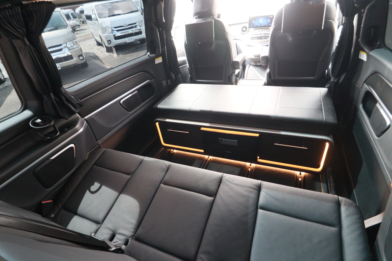 キャンピングカーバンコン