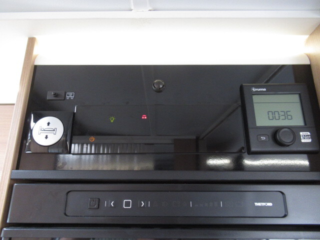 キャンピングカーキャブコン