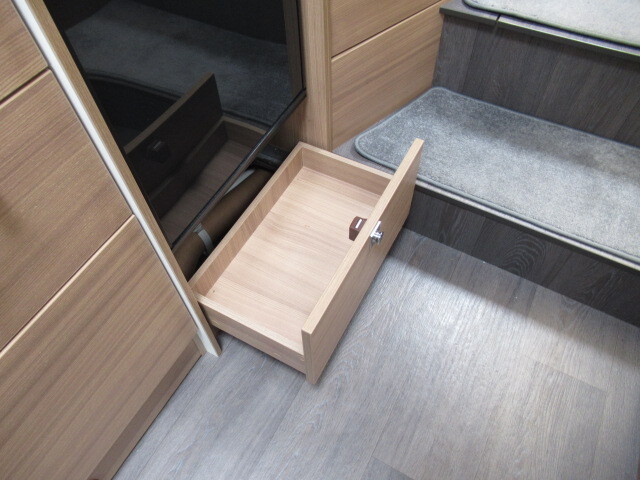 キャンピングカーキャブコン