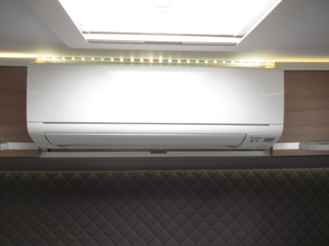 キャンピングカーキャブコン