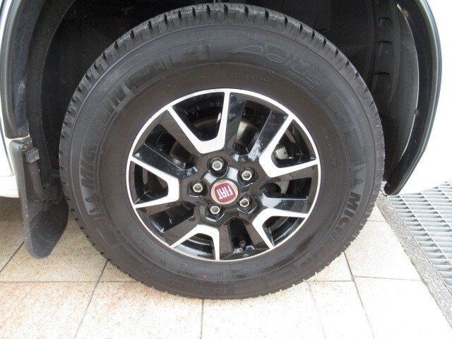 キャンピングカーキャブコン