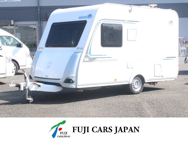 トレーラー トリガノ エメロード376VP 窓エアコン FFヒーター