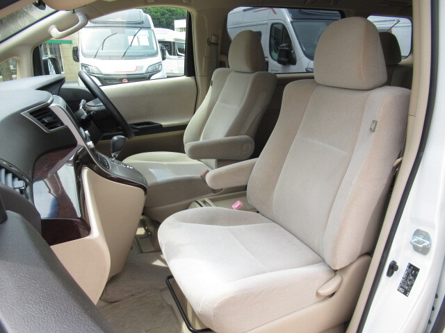 トヨタアルファード