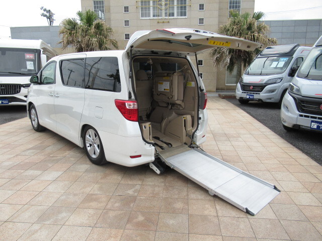 トヨタアルファード