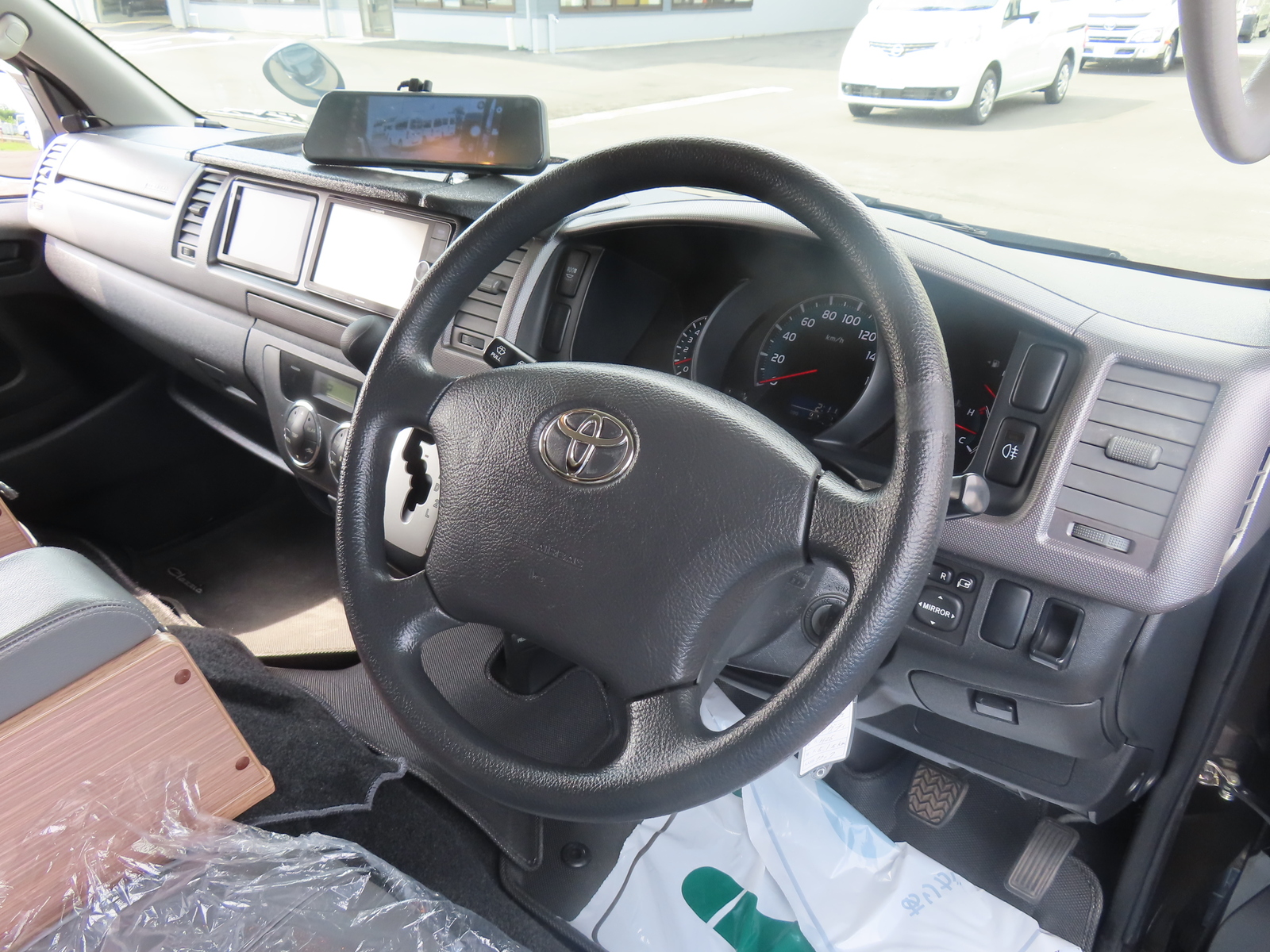 キャンピングカーキャブコン