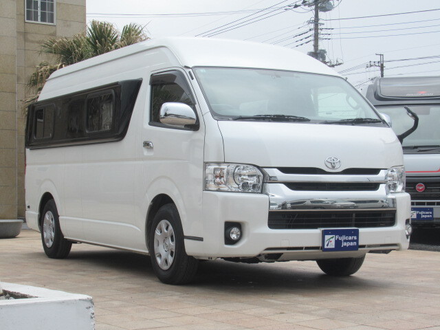 キャンピングカーバンコン