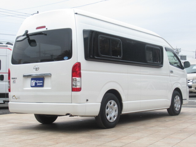 キャンピングカーバンコン