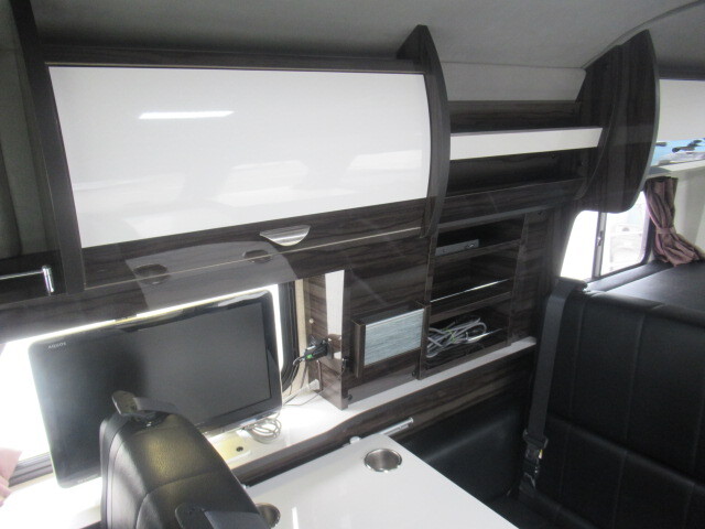 キャンピングカーバンコン