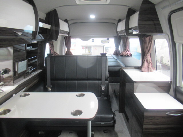 キャンピングカーバンコン