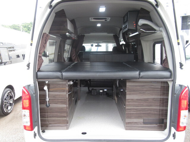 キャンピングカーバンコン