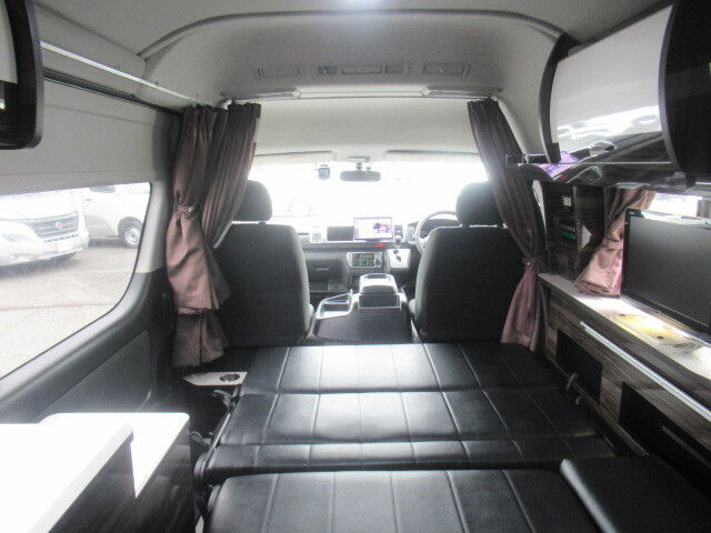 キャンピングカーバンコン