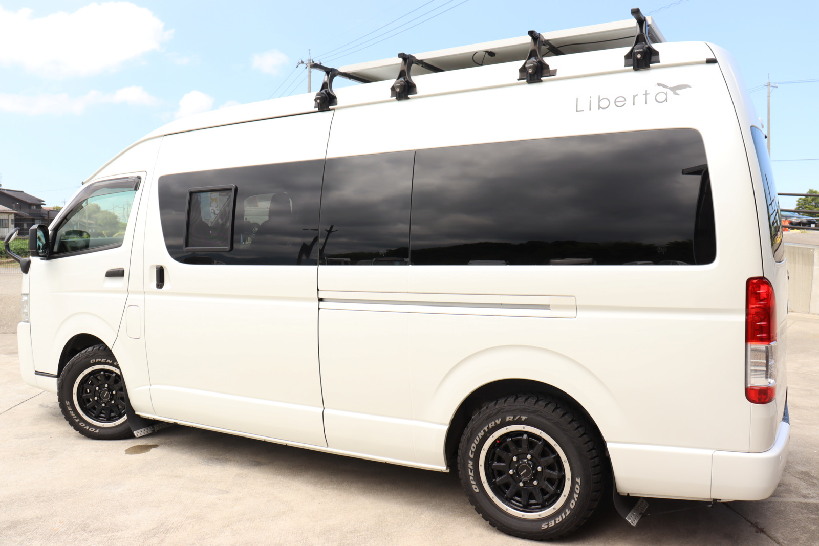 キャンピングカーバンコン