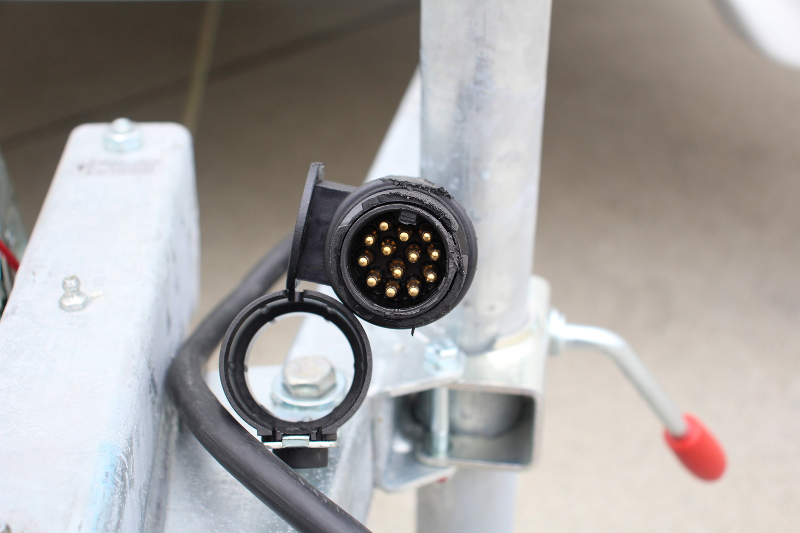 キャンピングカートレーラー