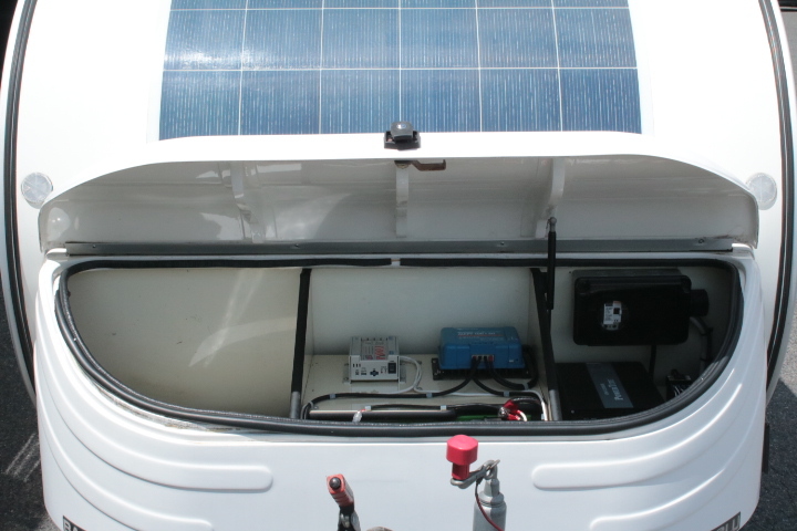 キャンピングカートレーラー