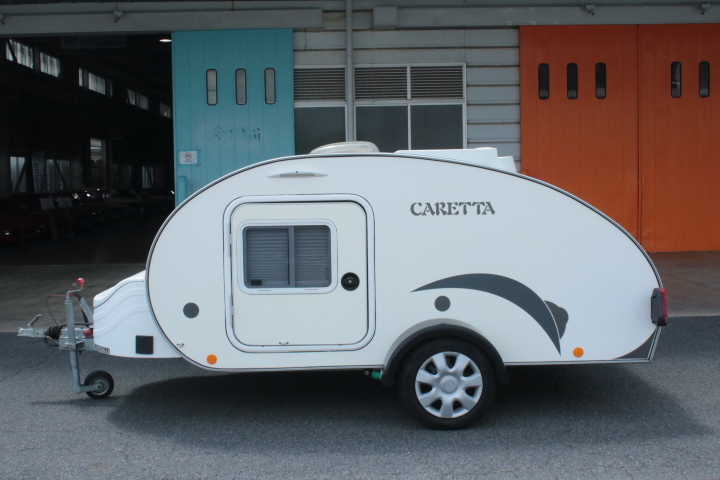 キャンピングカートレーラー