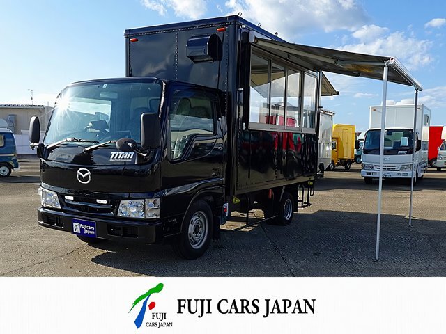 タイタンダッシュ 移動販売車 キッチンカー 3槽シンク 200L給排水