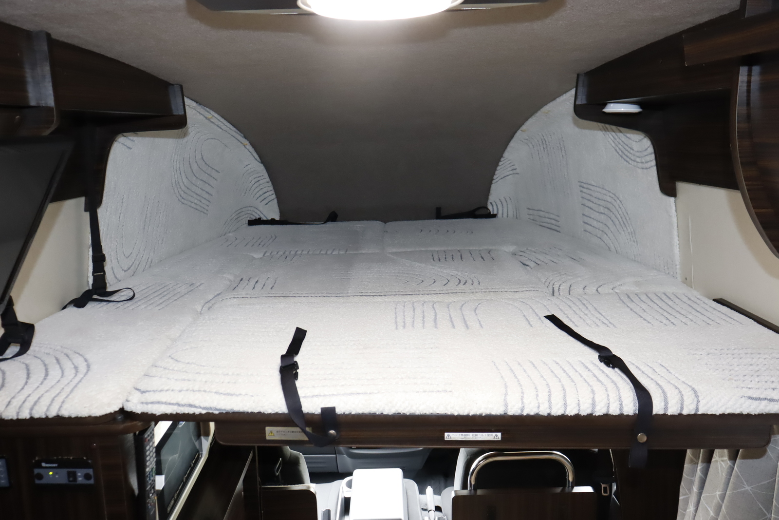 キャンピングカーキャブコン