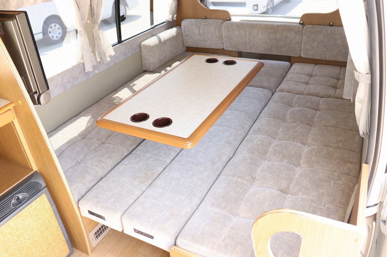 キャンピングカーバンコン