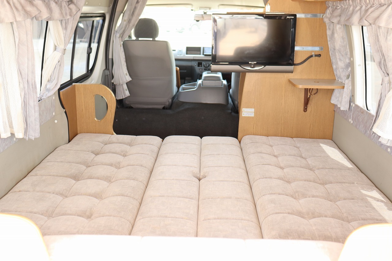 キャンピングカーバンコン