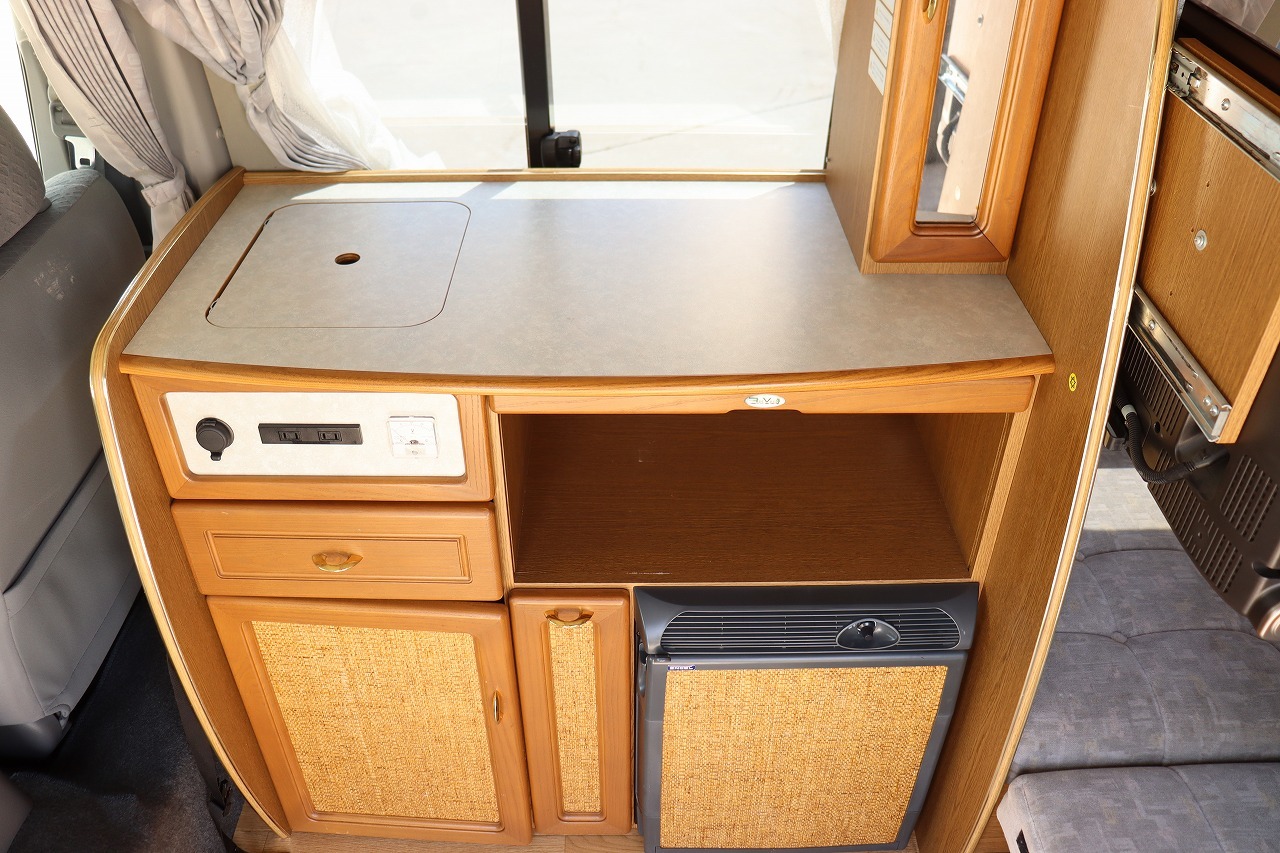 キャンピングカーバンコン