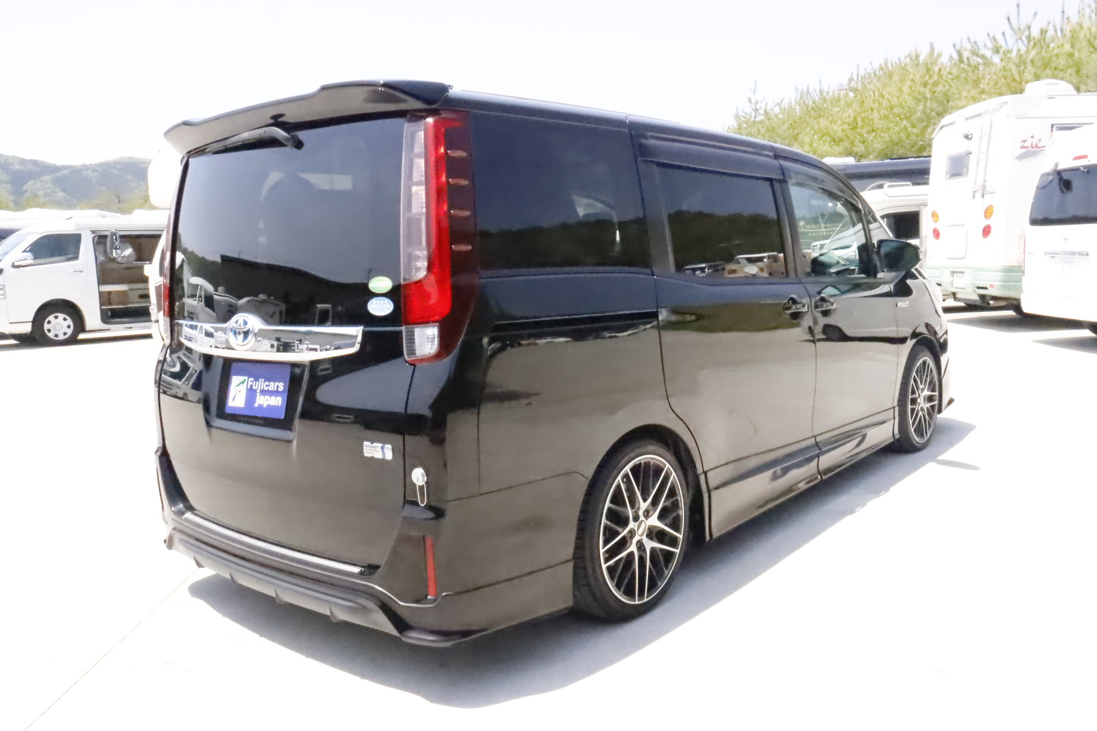 キャンピングカーバンコン