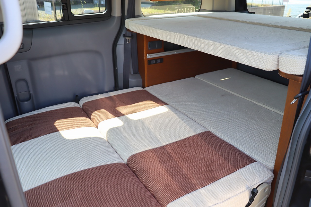 キャンピングカーバンコン