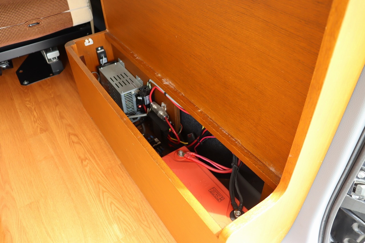 キャンピングカーバンコン