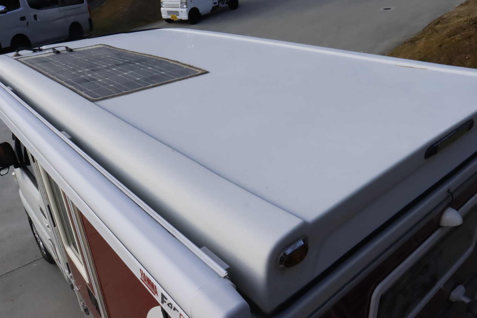 キャンピングカー軽キャンパー