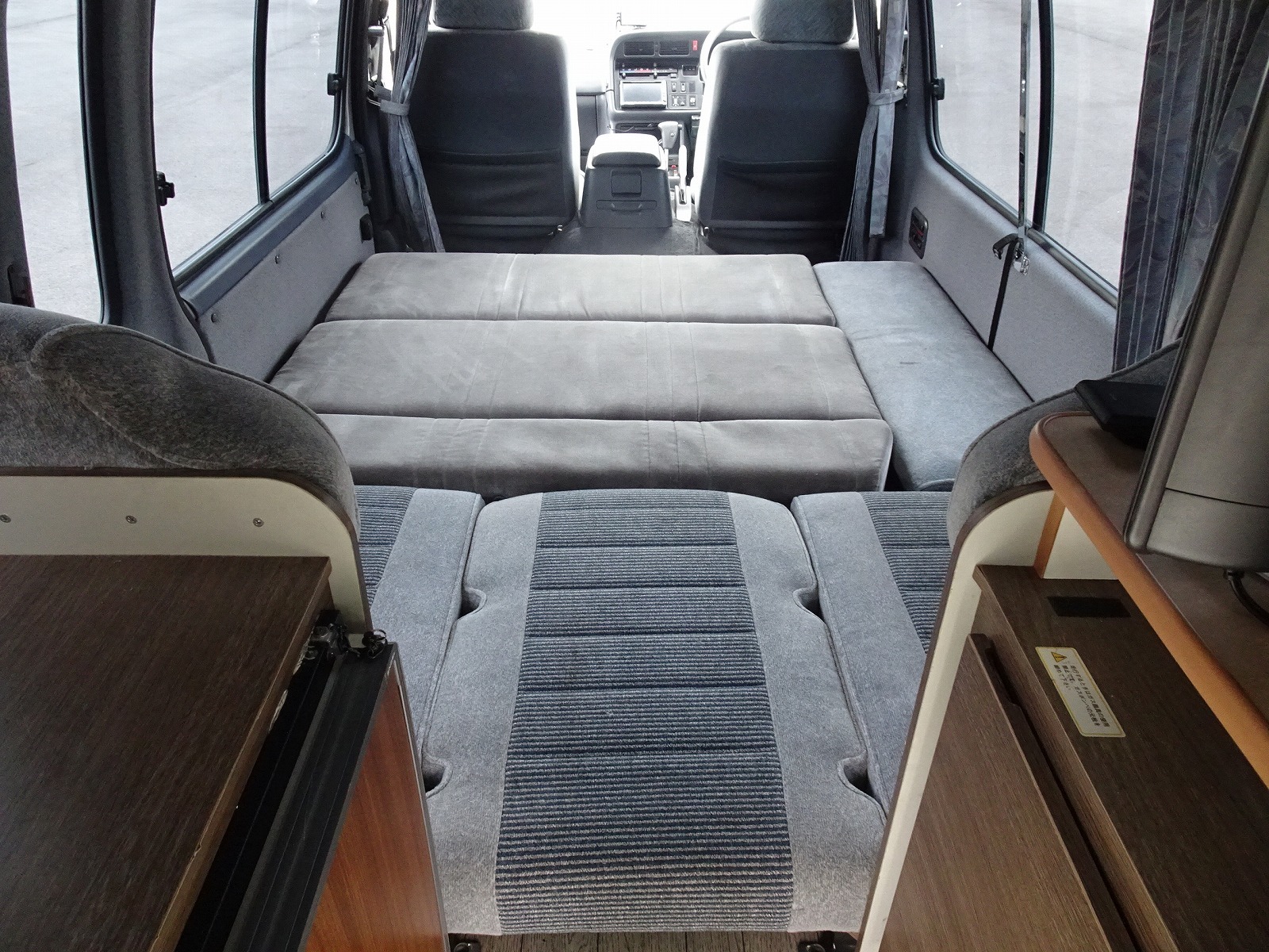 キャンピングカーバンコン