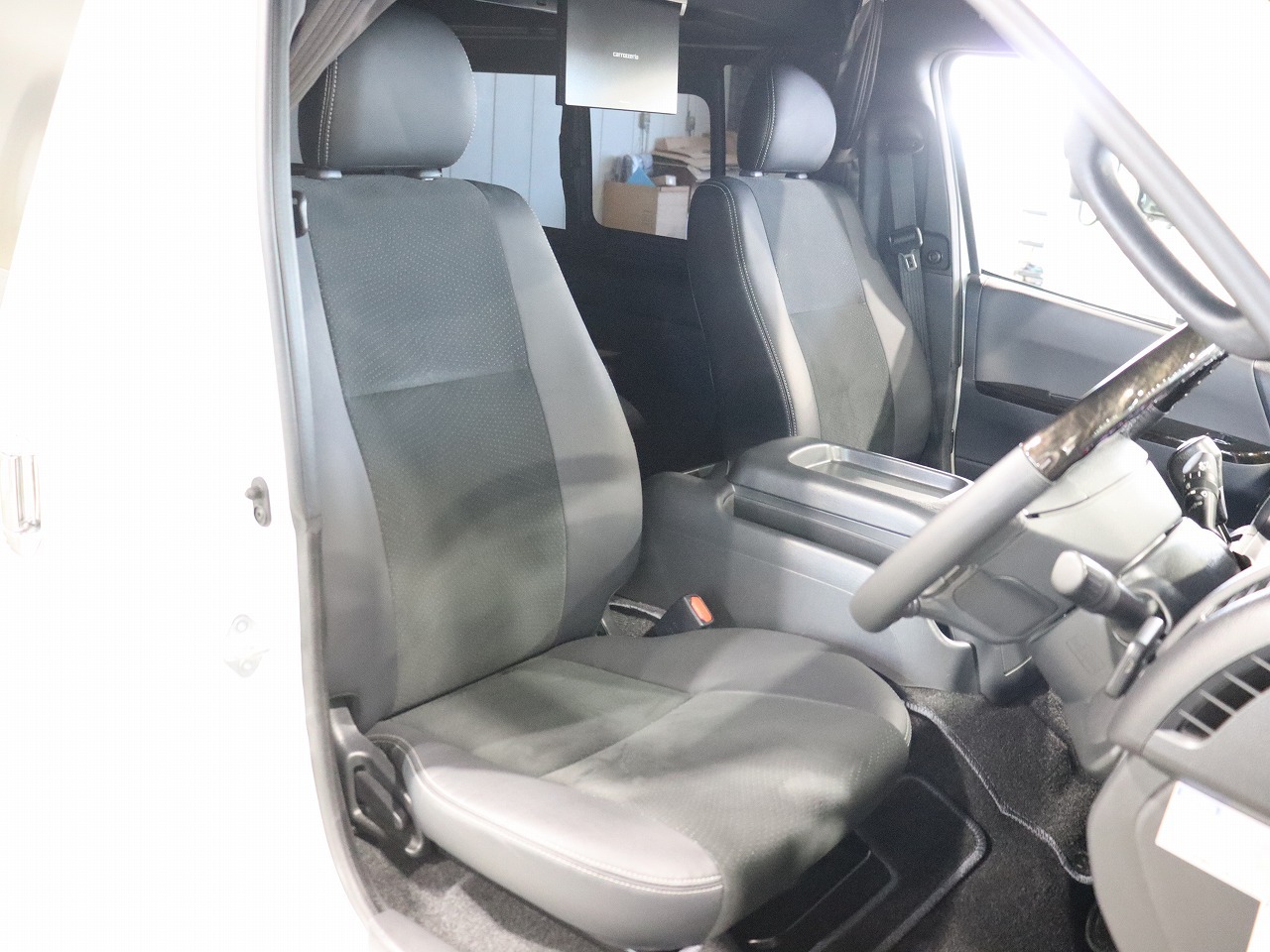 キャンピングカーバンコン