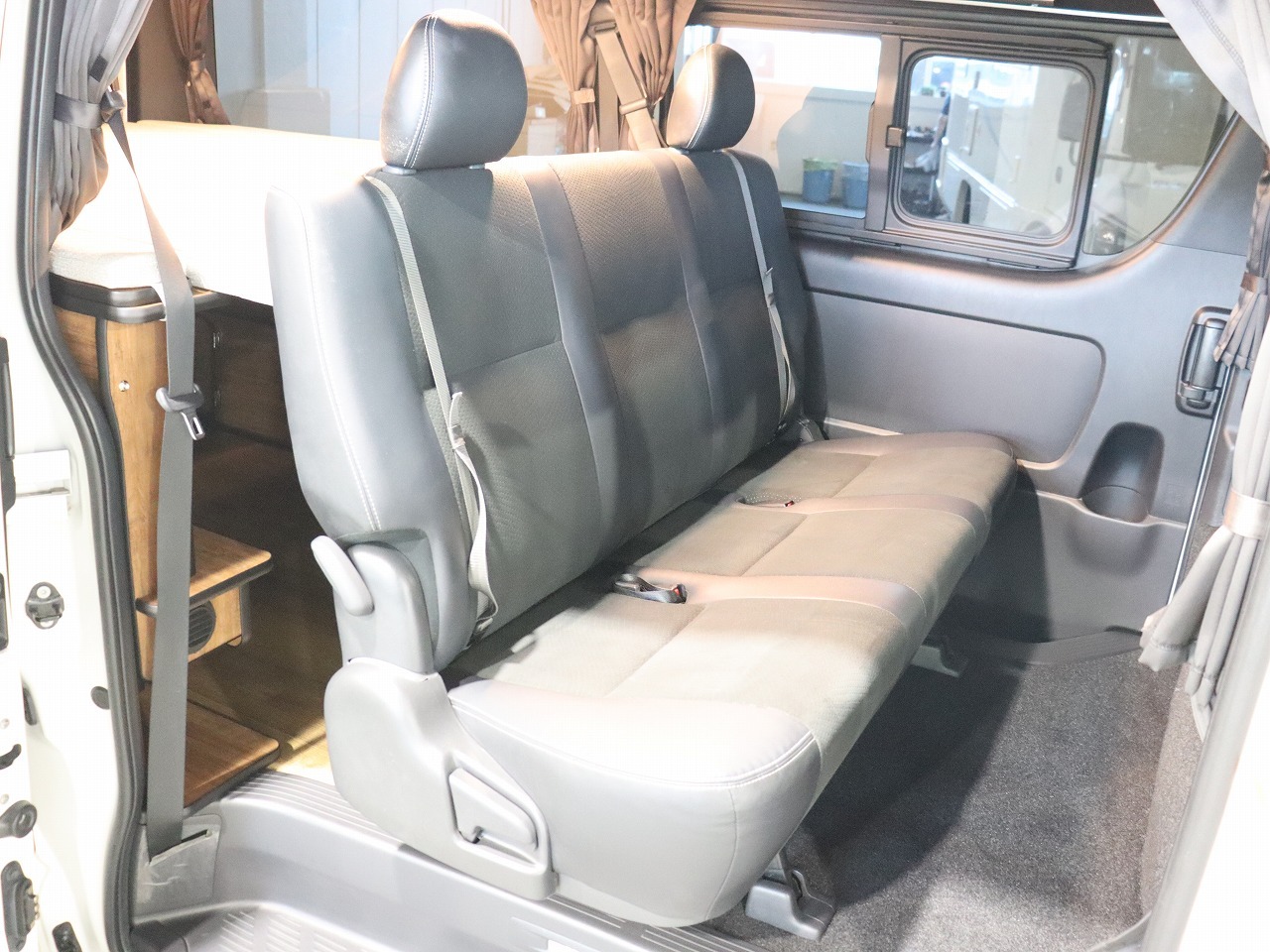 キャンピングカーバンコン