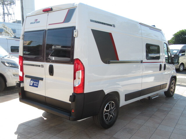 キャンピングカーバンコン