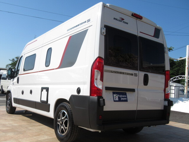 キャンピングカーバンコン