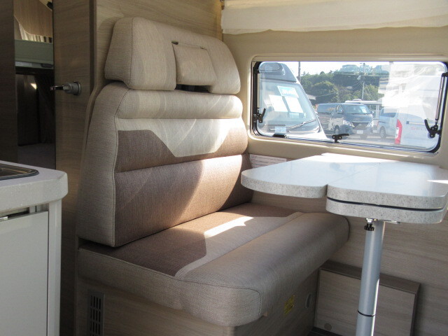 キャンピングカーバンコン