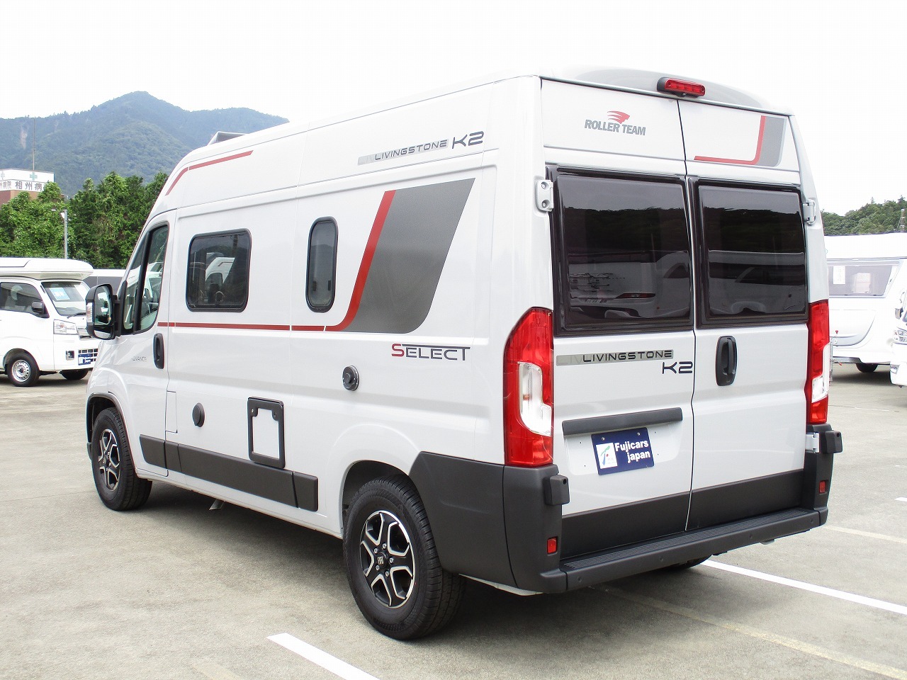 キャンピングカーバンコン