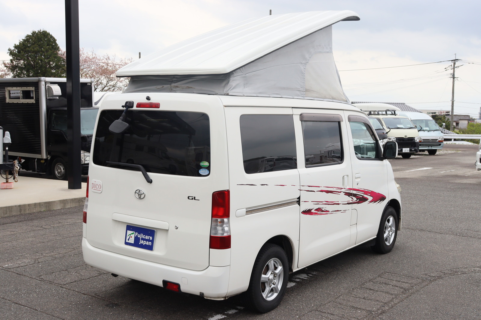 キャンピングカーバンコン