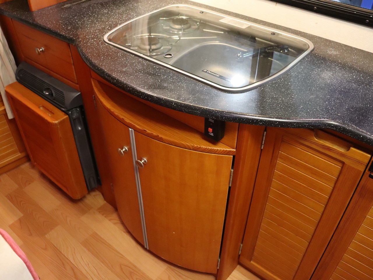 キャンピングカーキャブコン