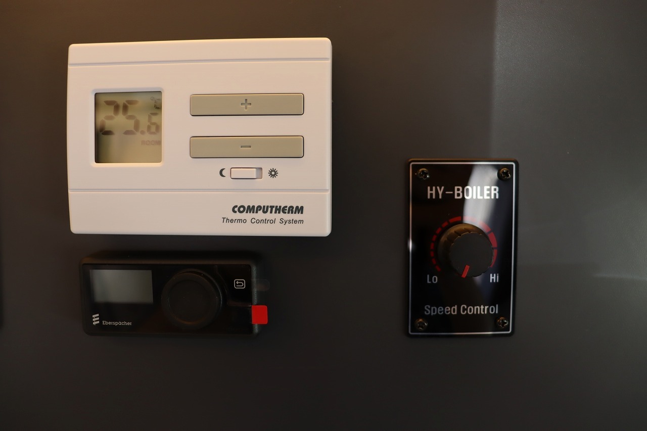 キャンピングカーキャブコン