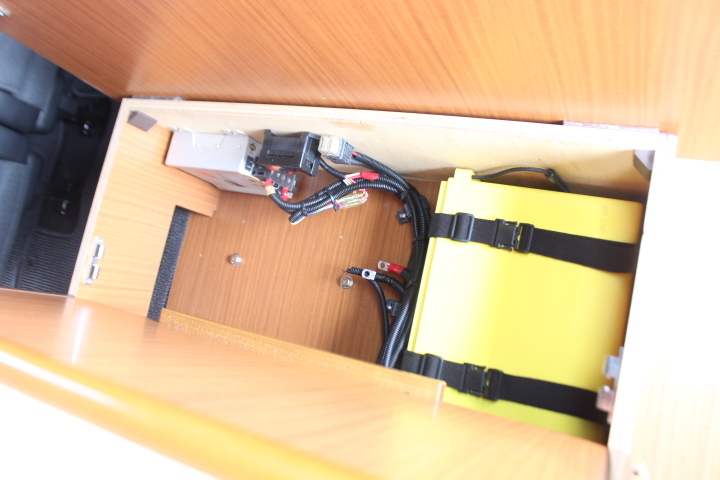 キャンピングカーバンコン