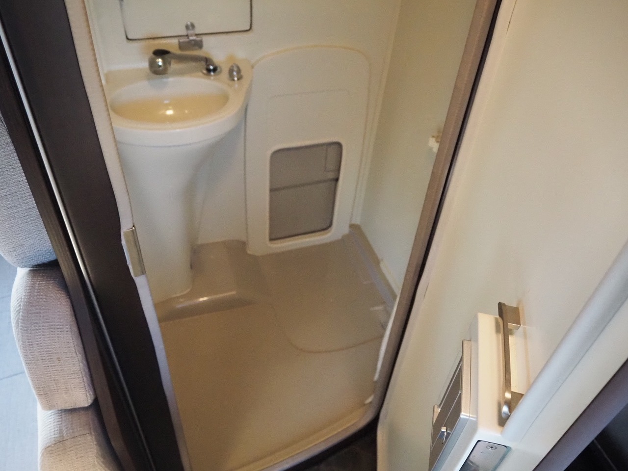 キャンピングカーキャブコン