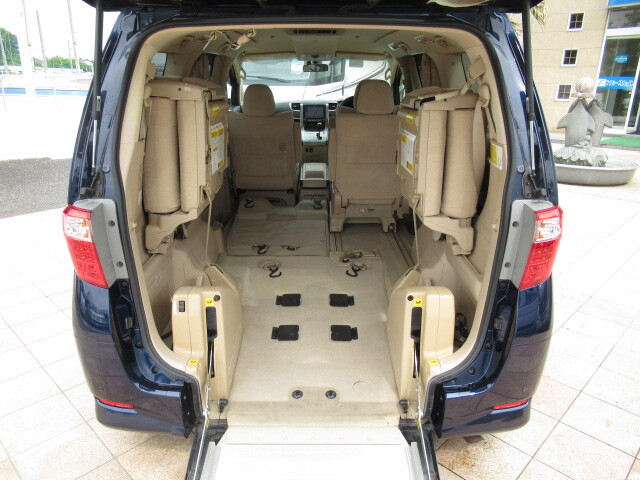 トヨタアルファード