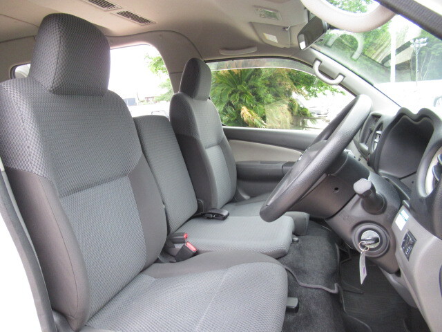 日産NV350キャラバン