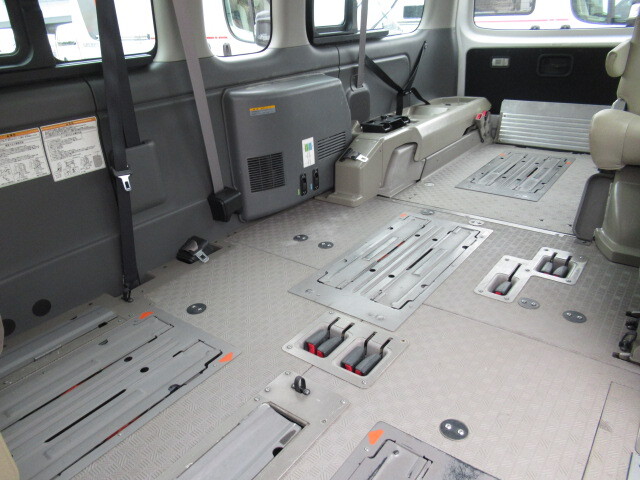 日産NV350キャラバン