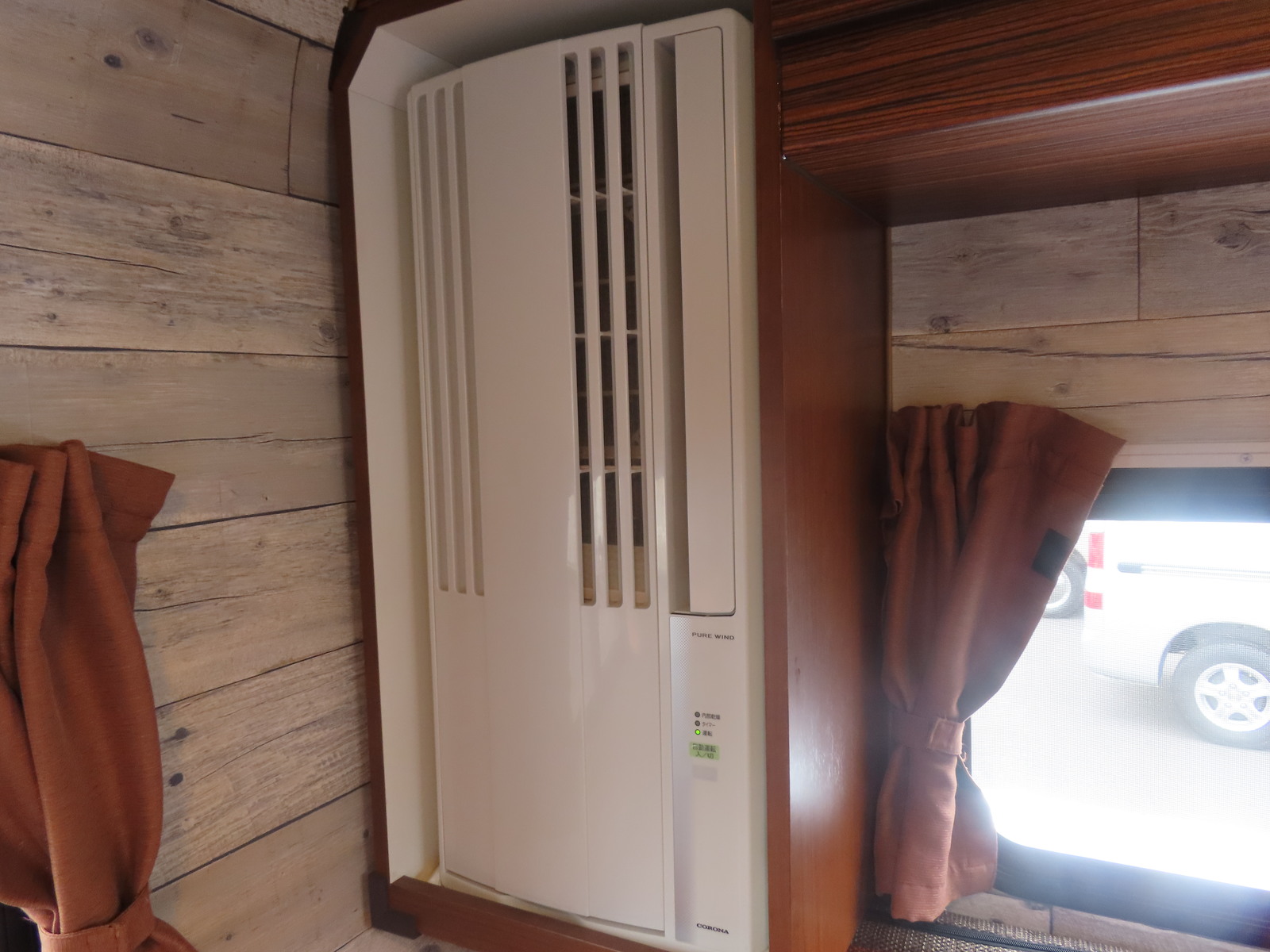 キャンピングカー軽キャンパー