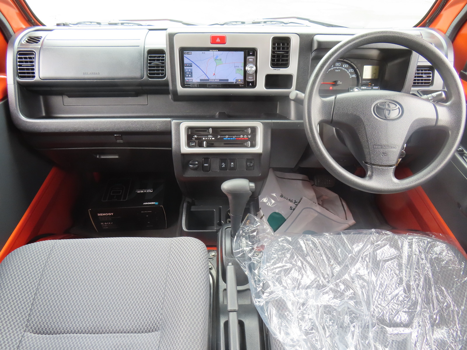 キャンピングカー軽キャンパー