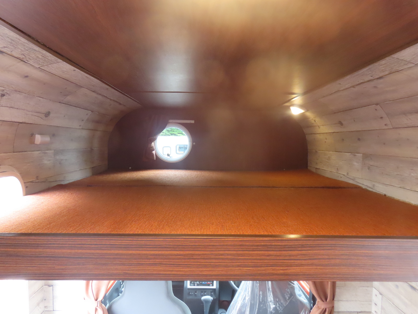 キャンピングカー軽キャンパー