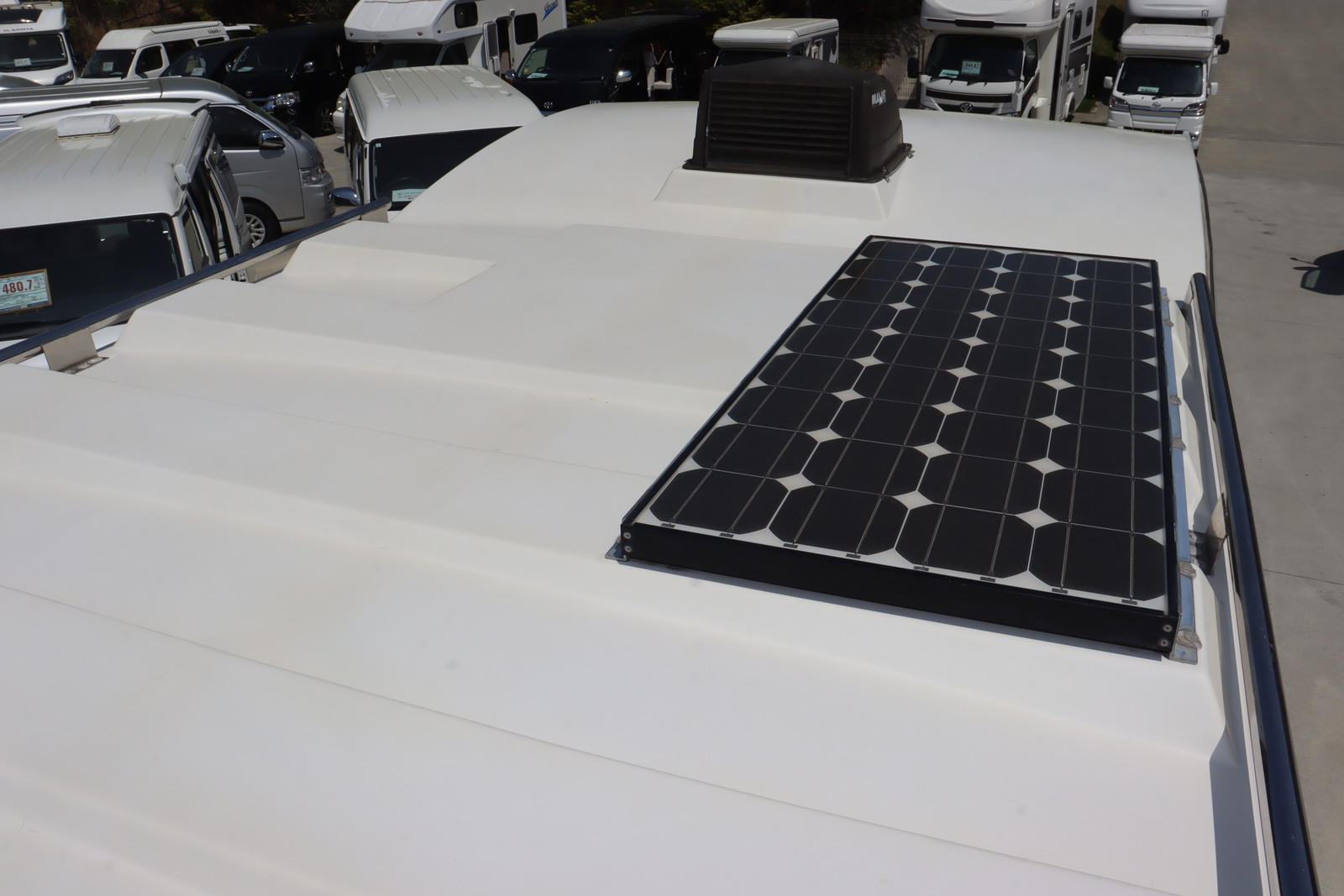 キャンピングカーキャブコン